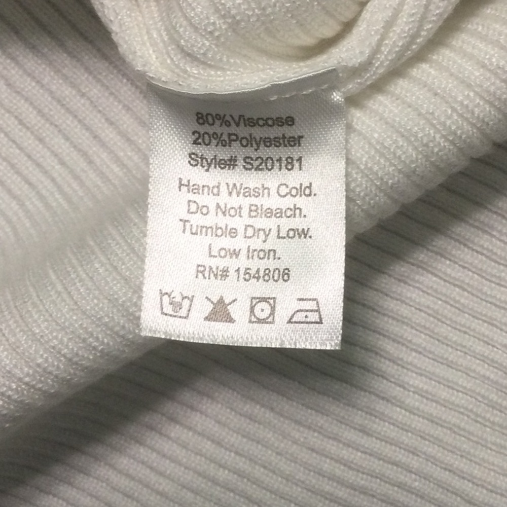 Ladies Basic V-Neck - Picture 5 of 6